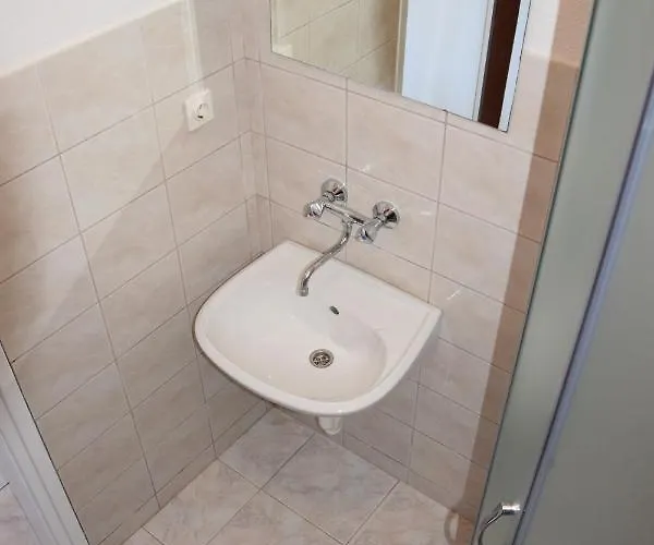 Bogdan 2 Apartment *